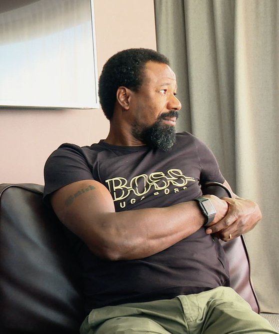 Yvel en Peris, filmstill uit De Blauwe Familie